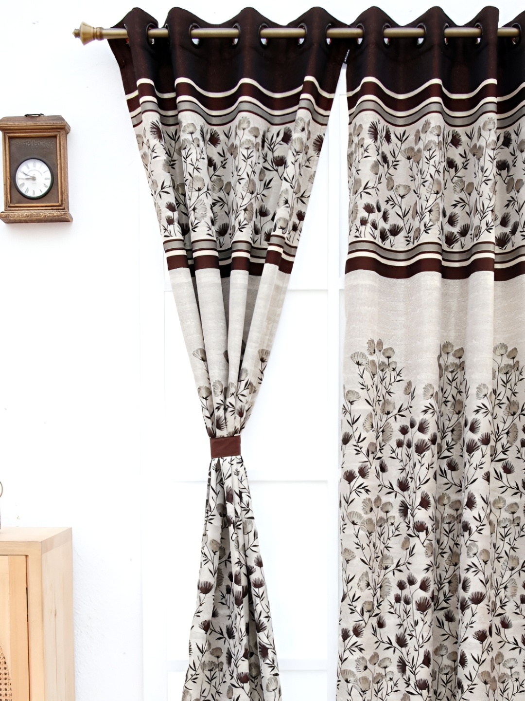 

Ariana Brown & White Floral Window Curtain