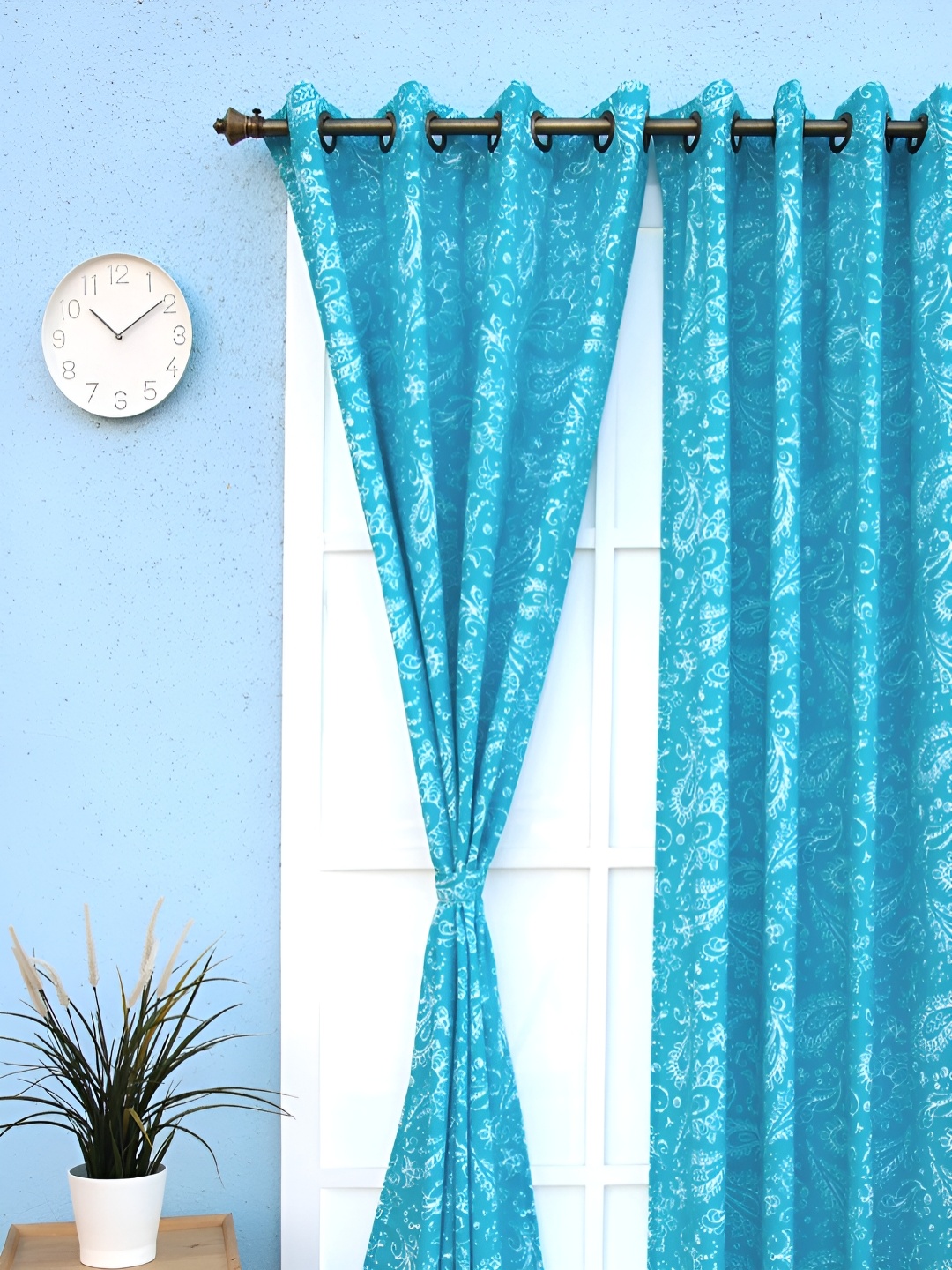 

Ariana Turquoise Blue White Ethnic Motifs Window Curtain