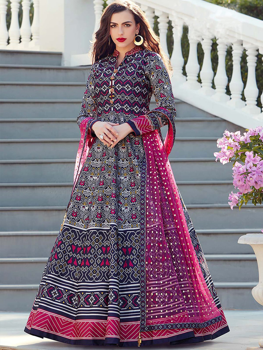 

ODETTE Mandarin Collar Printed Kurta With Trouser & Dupatta, Blue