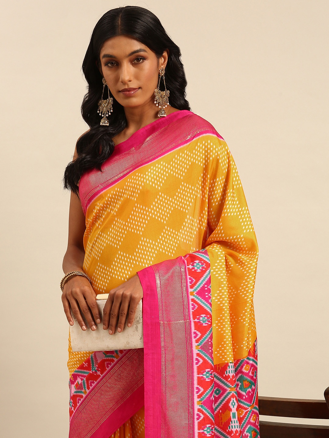 

Mitera Printed Zari Saree, Yellow