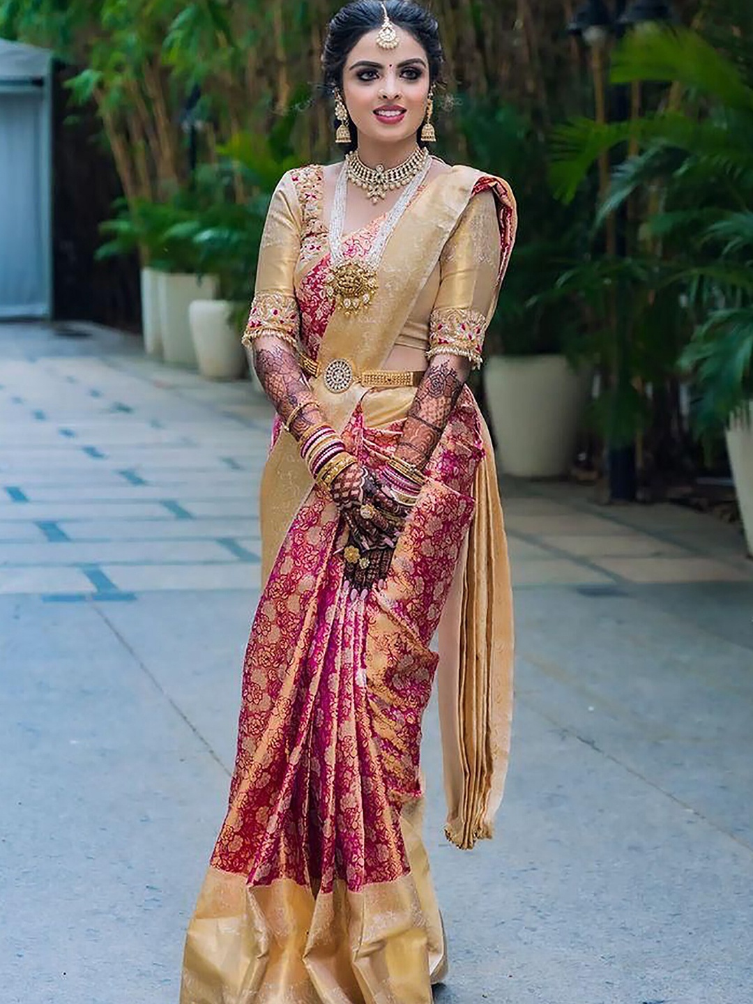 

KALINI Ethnic Motifs Woven Design Zari Banarasi Silk Saree, Pink