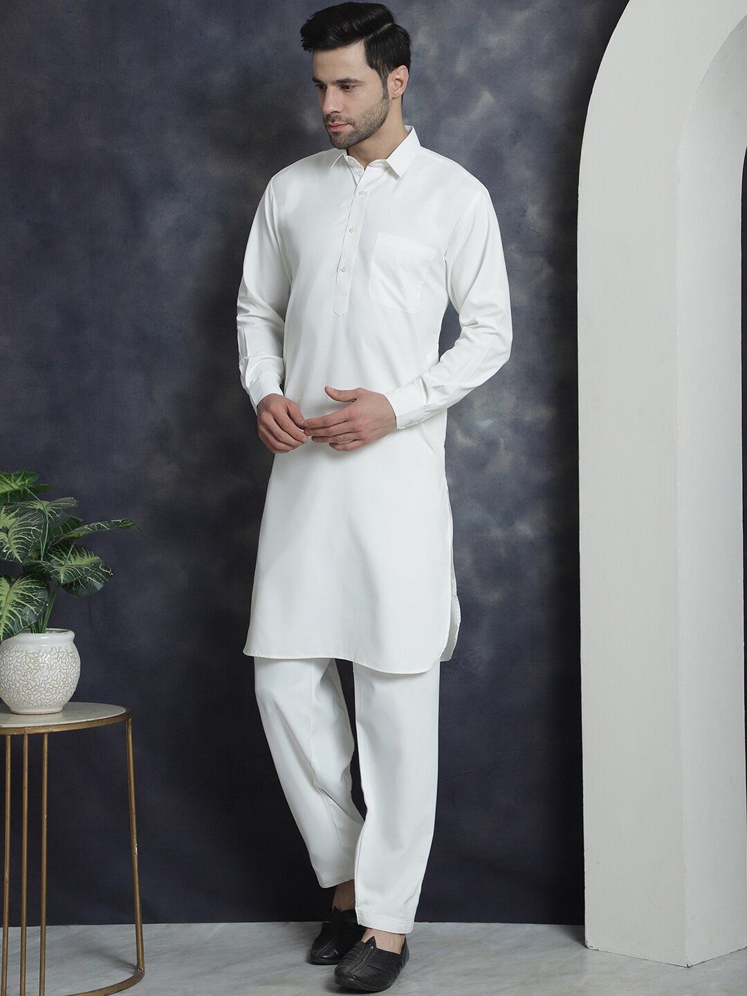 

Jompers Regular Shirt Collar Kurta with Salwar, Off white