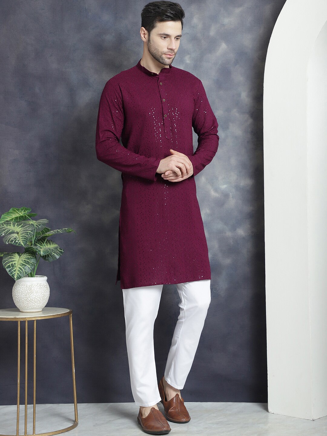 

Jompers Embroidered Regular Sequinned Kurta with Pyjamas, Purple