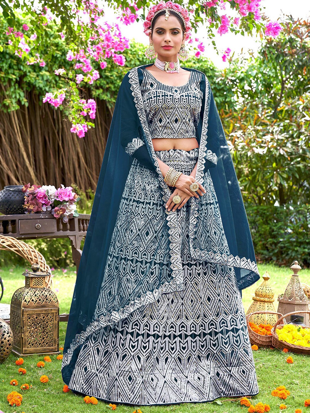 

Satrani Embroidered Sequinned Semi-Stitched Lehenga & Unstitched Blouse With Dupatta, Teal
