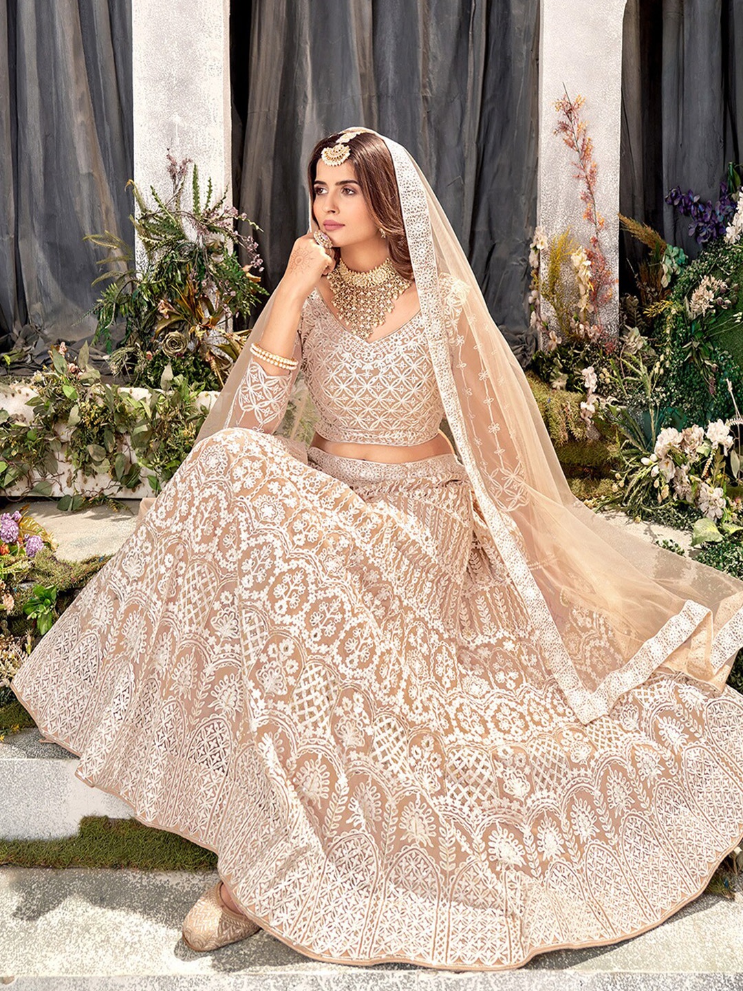 

Satrani Embroidered Sequinned Semi-Stitched Lehenga & Unstitched Blouse With Dupatta, Beige