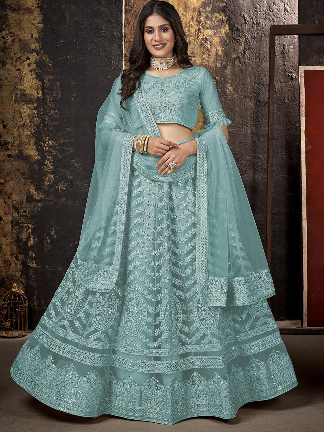 

Satrani Embroidered Sequinned Semi-Stitched Lehenga & Unstitched Blouse With Dupatta, Turquoise blue