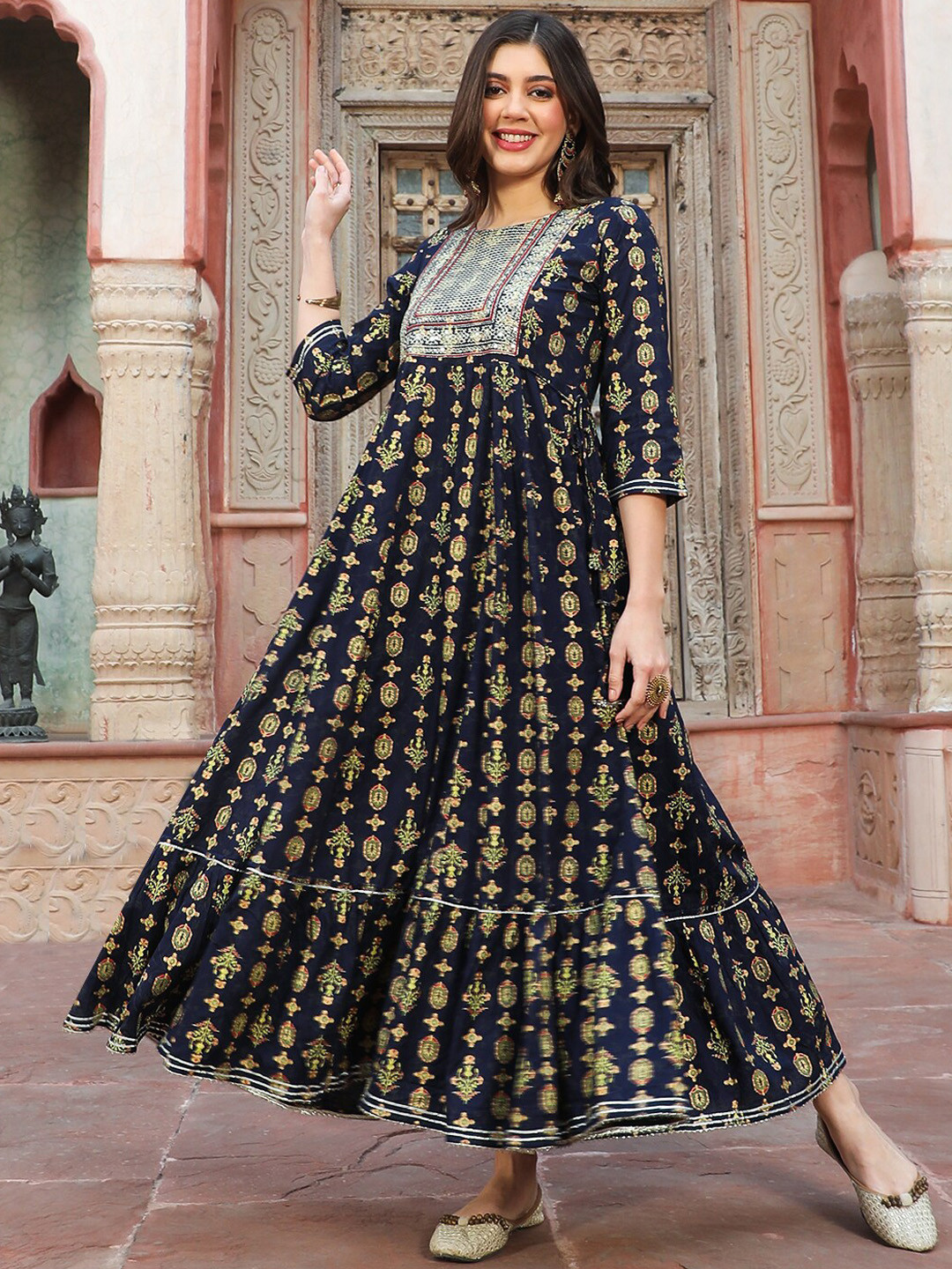 

Chandbaali Geometric Yoke Design Mirror Work Anarkali Kurta, Navy blue