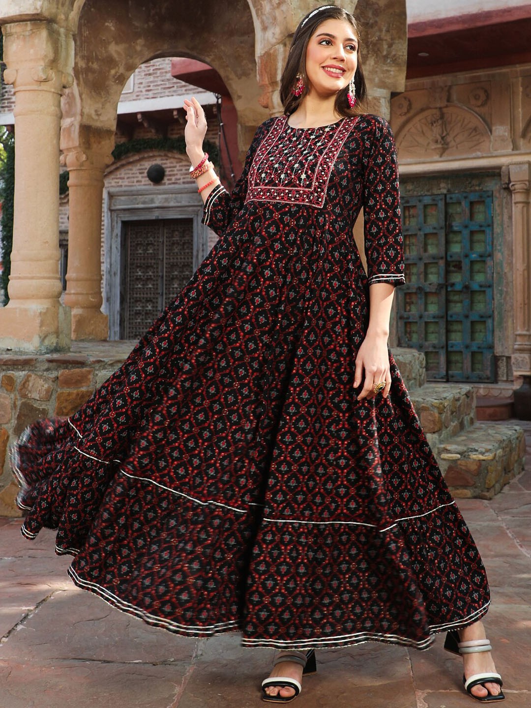 

Chandbaali Embroidered Yoke Design Ethnic Motifs Printed Anarakali Kurta, Black