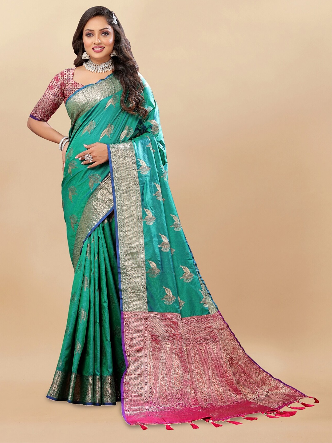 

Anouk Ethnic Motifs Woven Design Zari Pure Silk Tussar Saree, Green