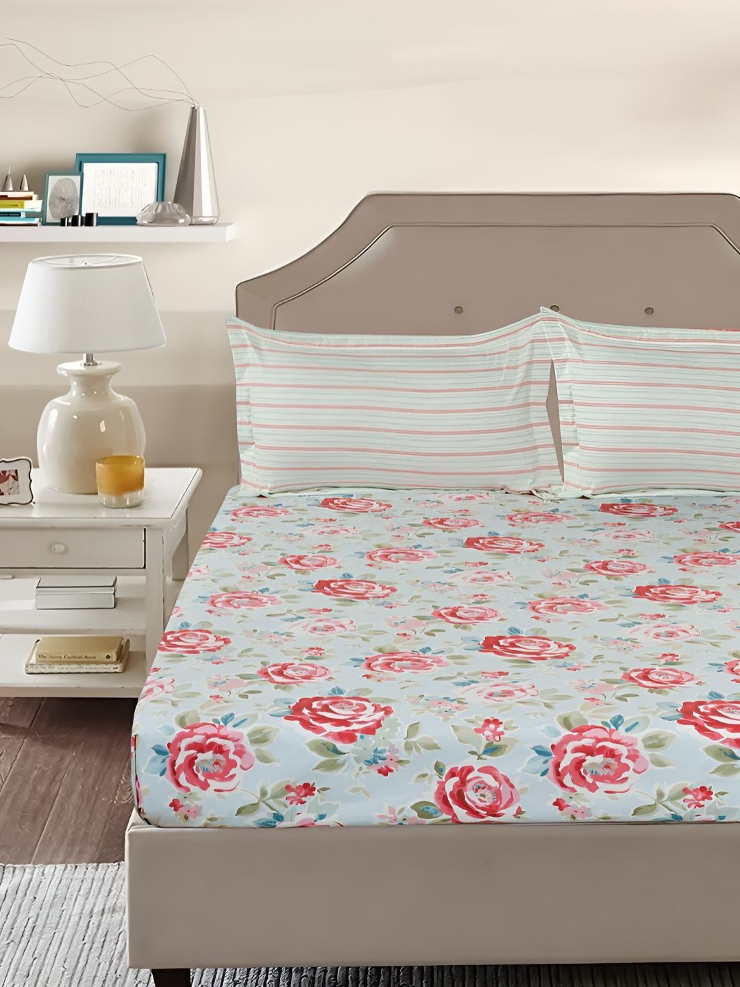 

GAPU & BALY Blue & Green Floral Printed Fitted 140 TC King Bedsheet With 2 Pillow Covers