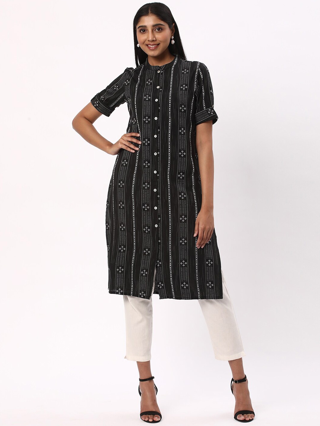 

R&B Geometric Printed Mandarin Collar Roll-Up Sleeves Straight Kurta, Black