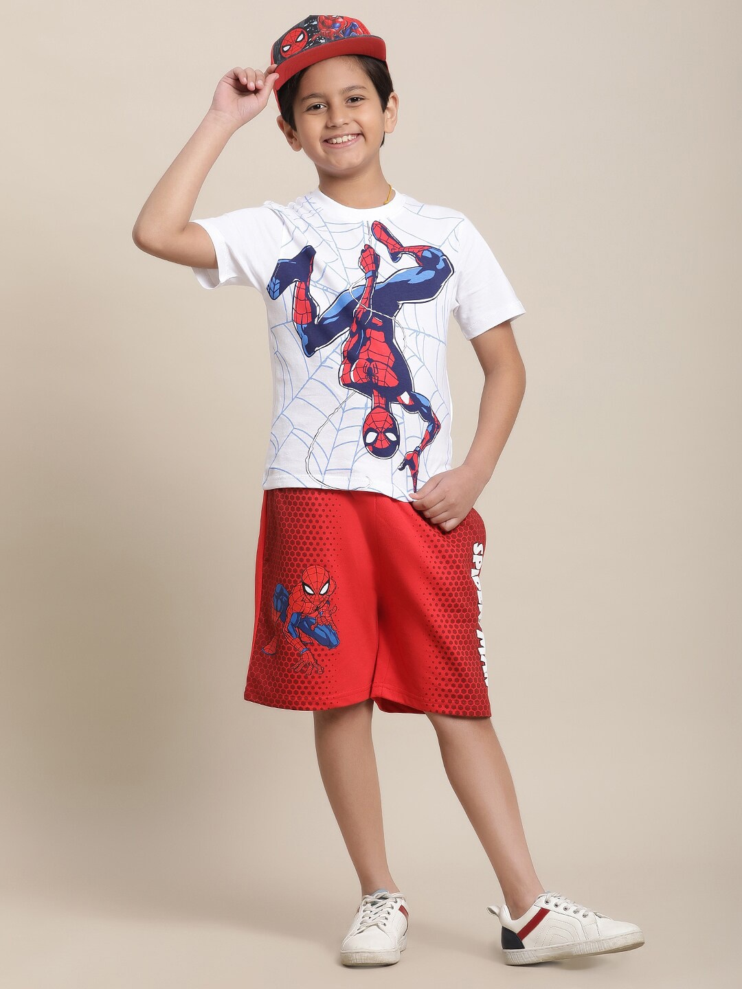 

Kids Ville Boys Spiderman Printed Pure Cotton T-Shirt With Shorts, White