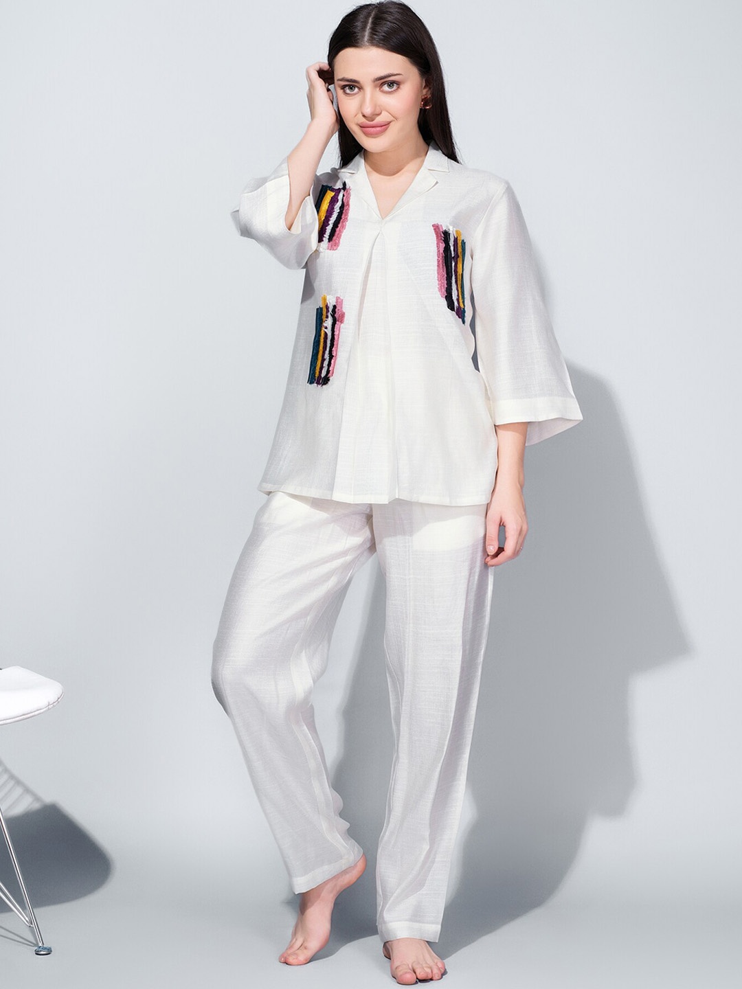

Bannos Swagger White Lace Detailing V-Neck Night suits