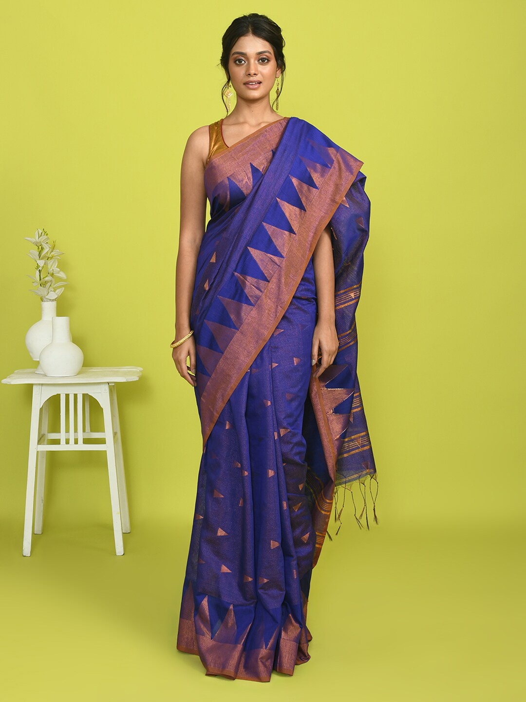 

Indethnic Geometric Woven Design Zari Jamdani Saree, Blue