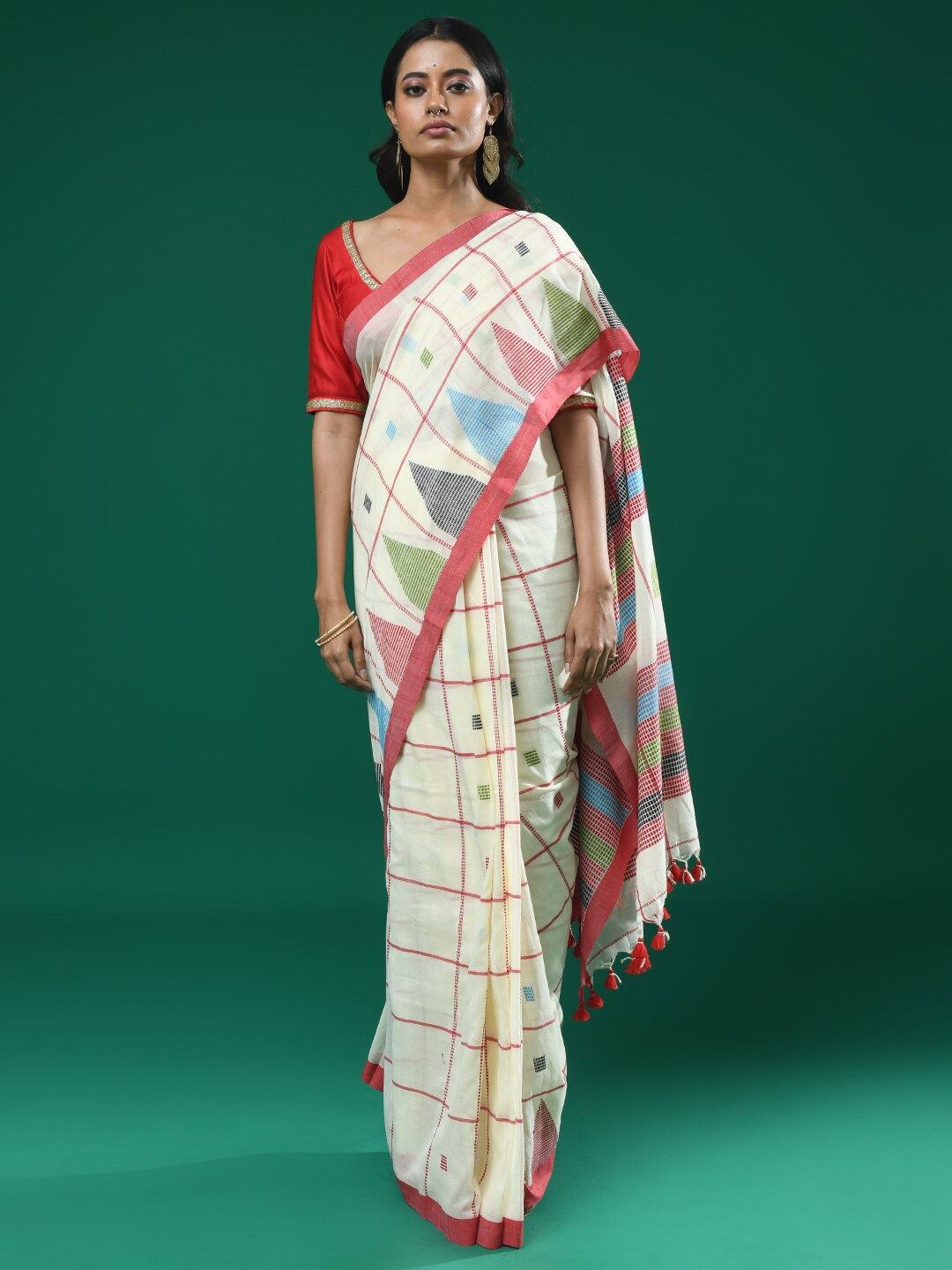 

Indethnic Geometric Woven Design Pure Cotton Jamdani Saree, White