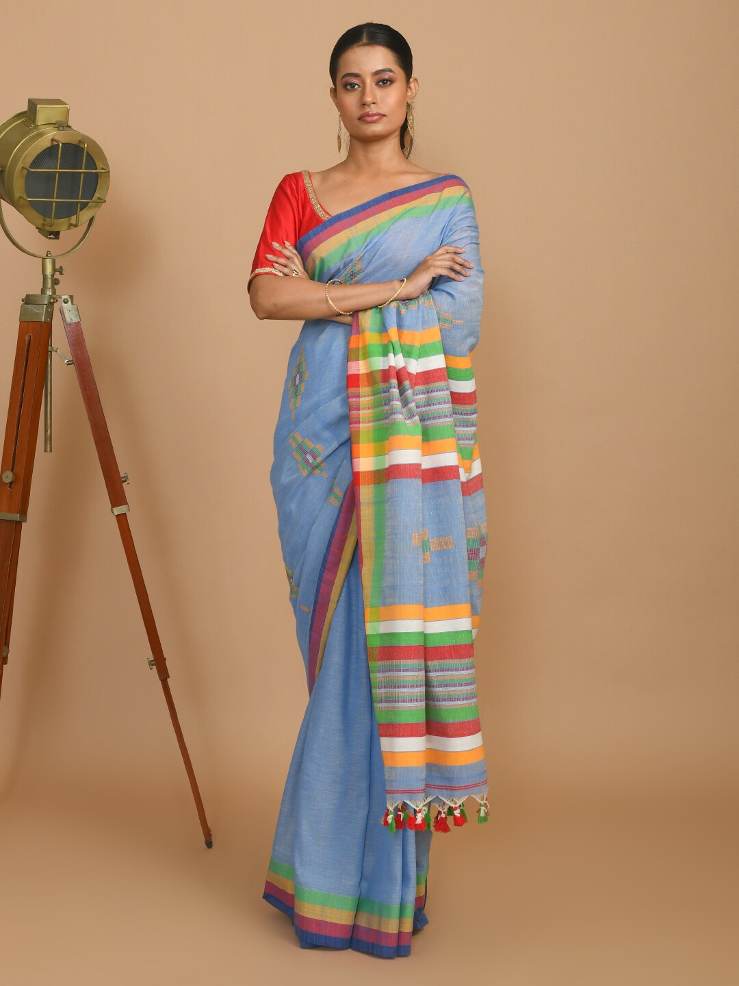 

Indethnic Ethnic Motifs Woven Design Pure Cotton Jamdani Saree, Blue