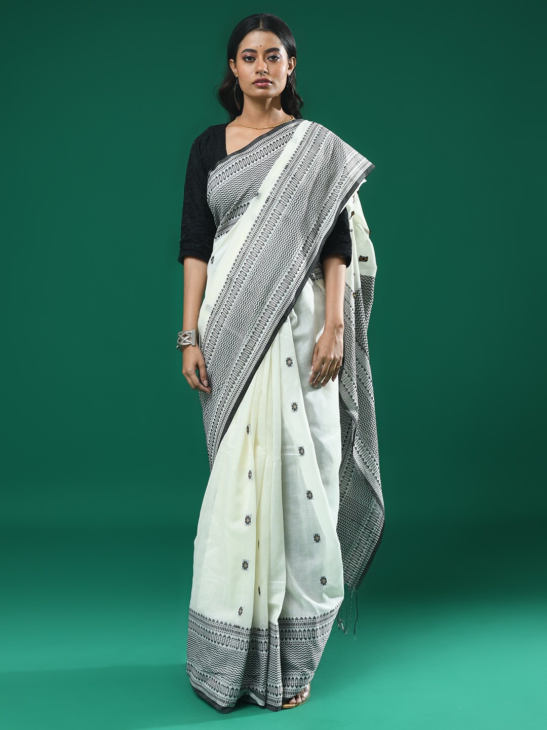 

Indethnic Ethnic Motifs Woven Design Pure Cotton Jamdani Saree, White