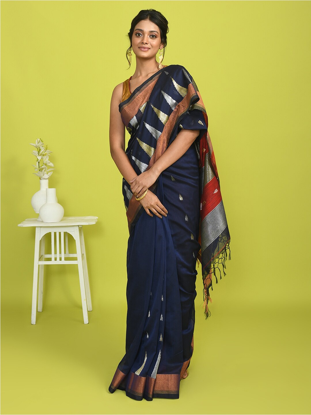 

Indethnic Geometric Woven Design Zari Pure Cotton Jamdani Saree, Blue