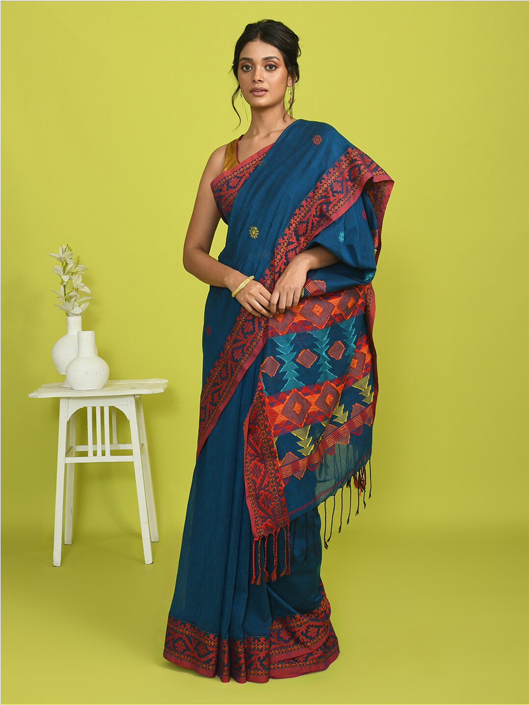 

Indethnic Geometric Woven Design Pure Cotton Jamdani Saree, Blue