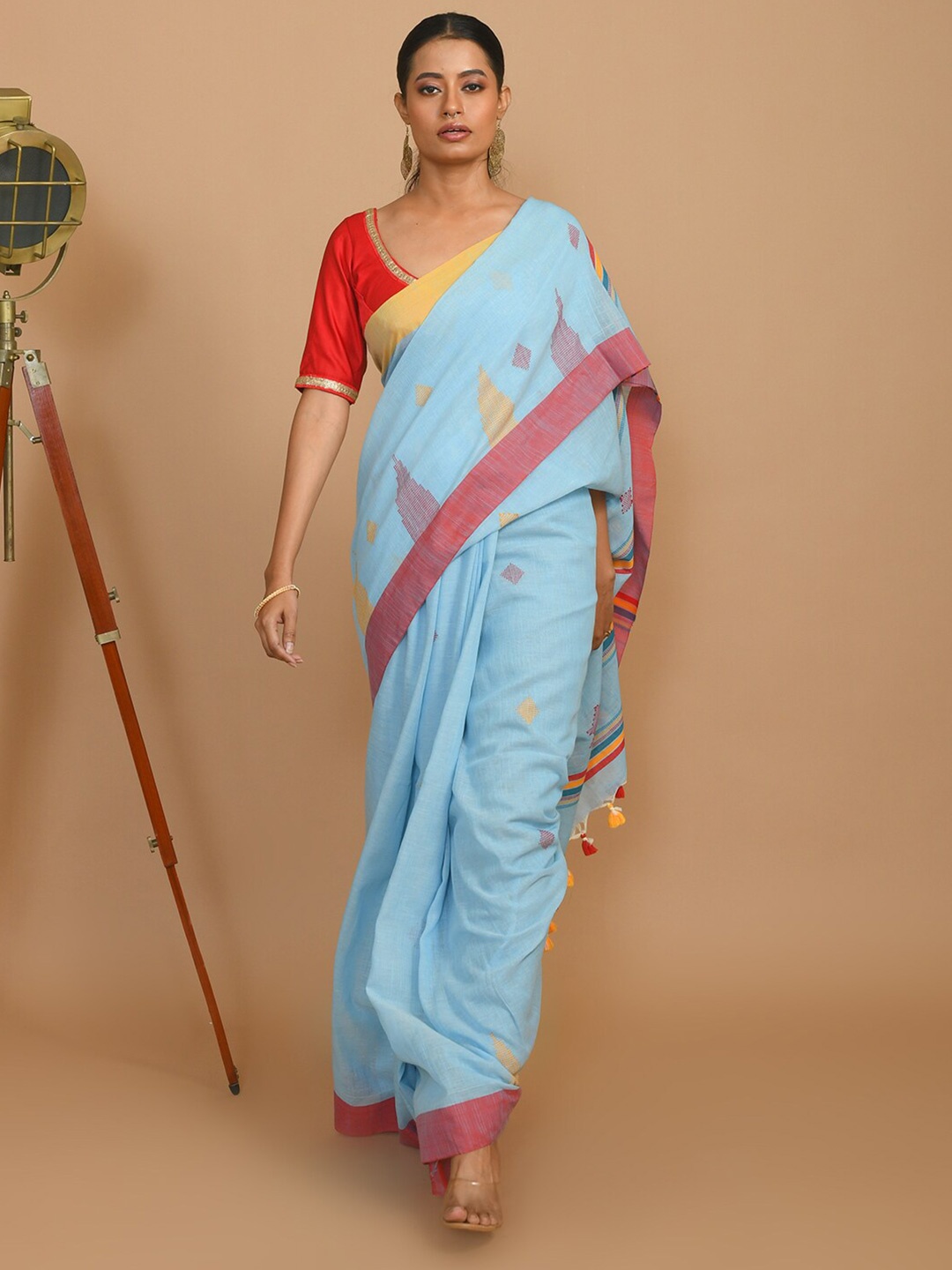 Indethnic Geometric Woven Design Pure Cotton Jamdani Saree, Blue