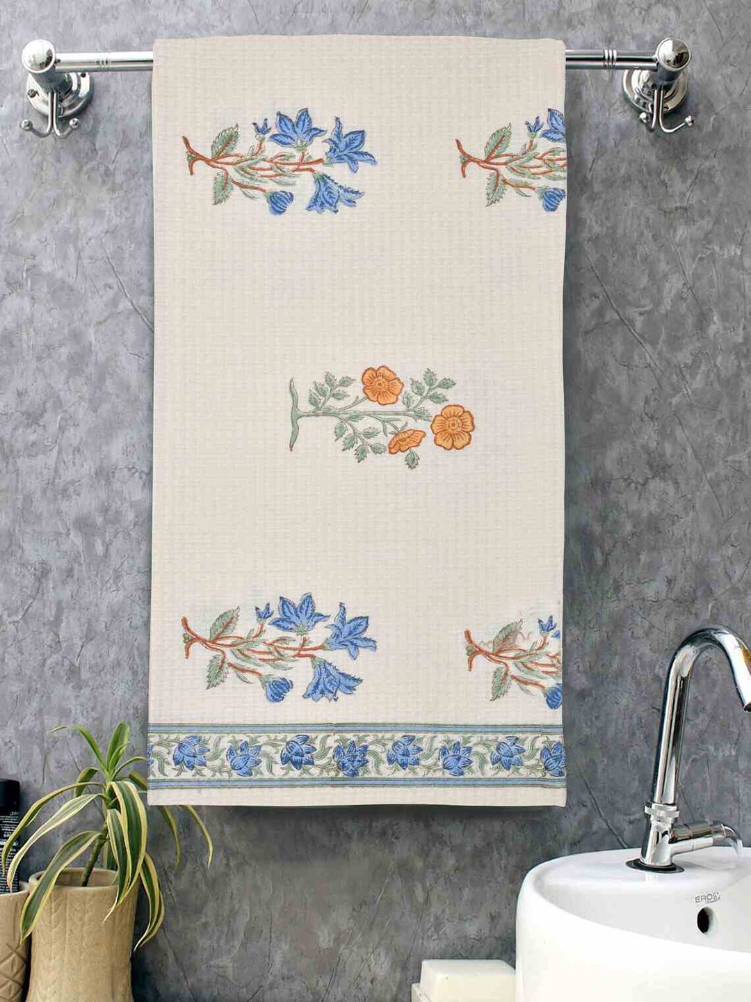 

BLOCKSOFJAIPUR Beige & Blue Printed Cotton Bath Towel