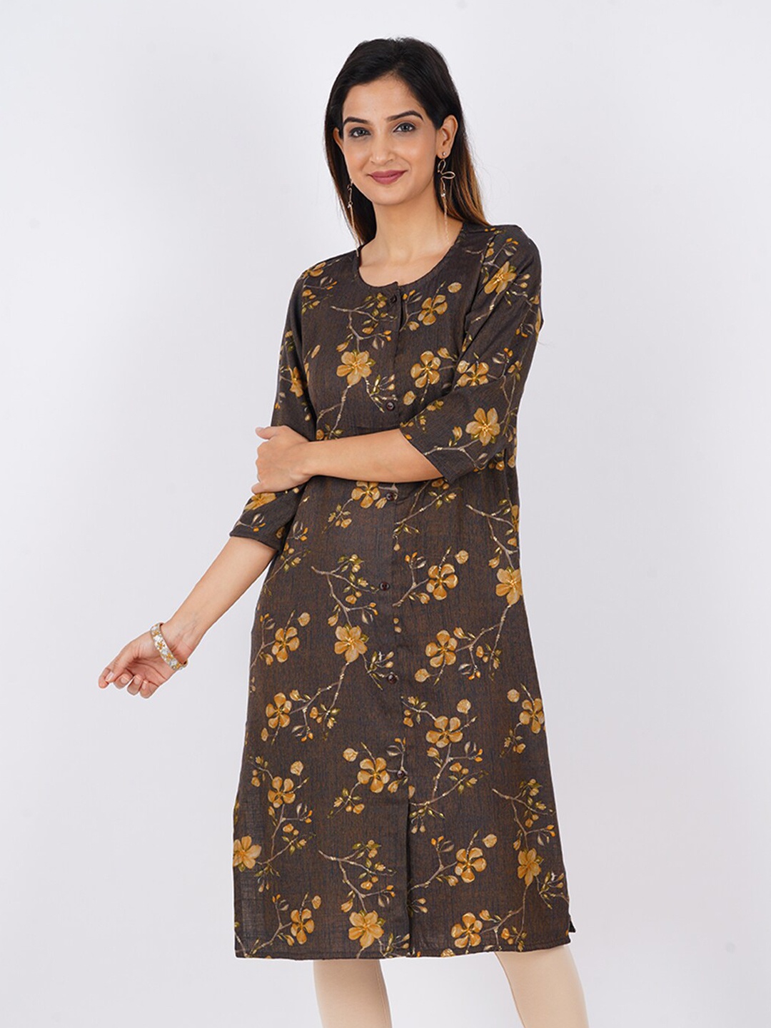 

BAESD Floral Printed Scoop Neck Straight Kurta, Brown