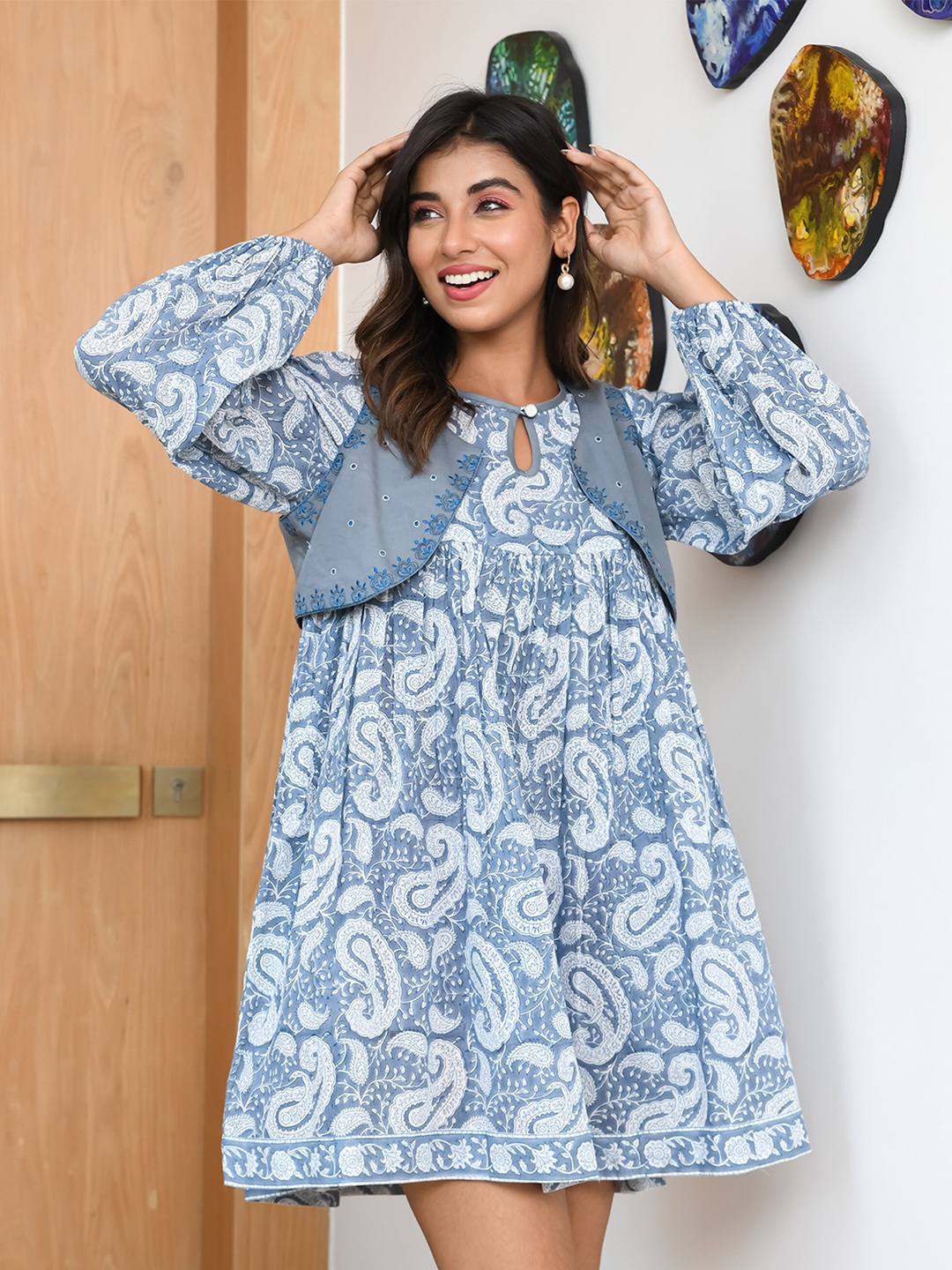 

mulmul.com Ethnic Motifs Printed Cotton A-Line Dress With Short Jacket, Grey