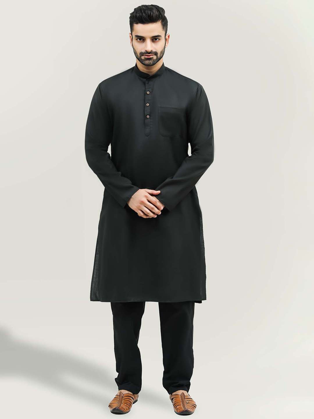 

BLUESAANCHI Mandarin Collar Kurta With Trouser, Black