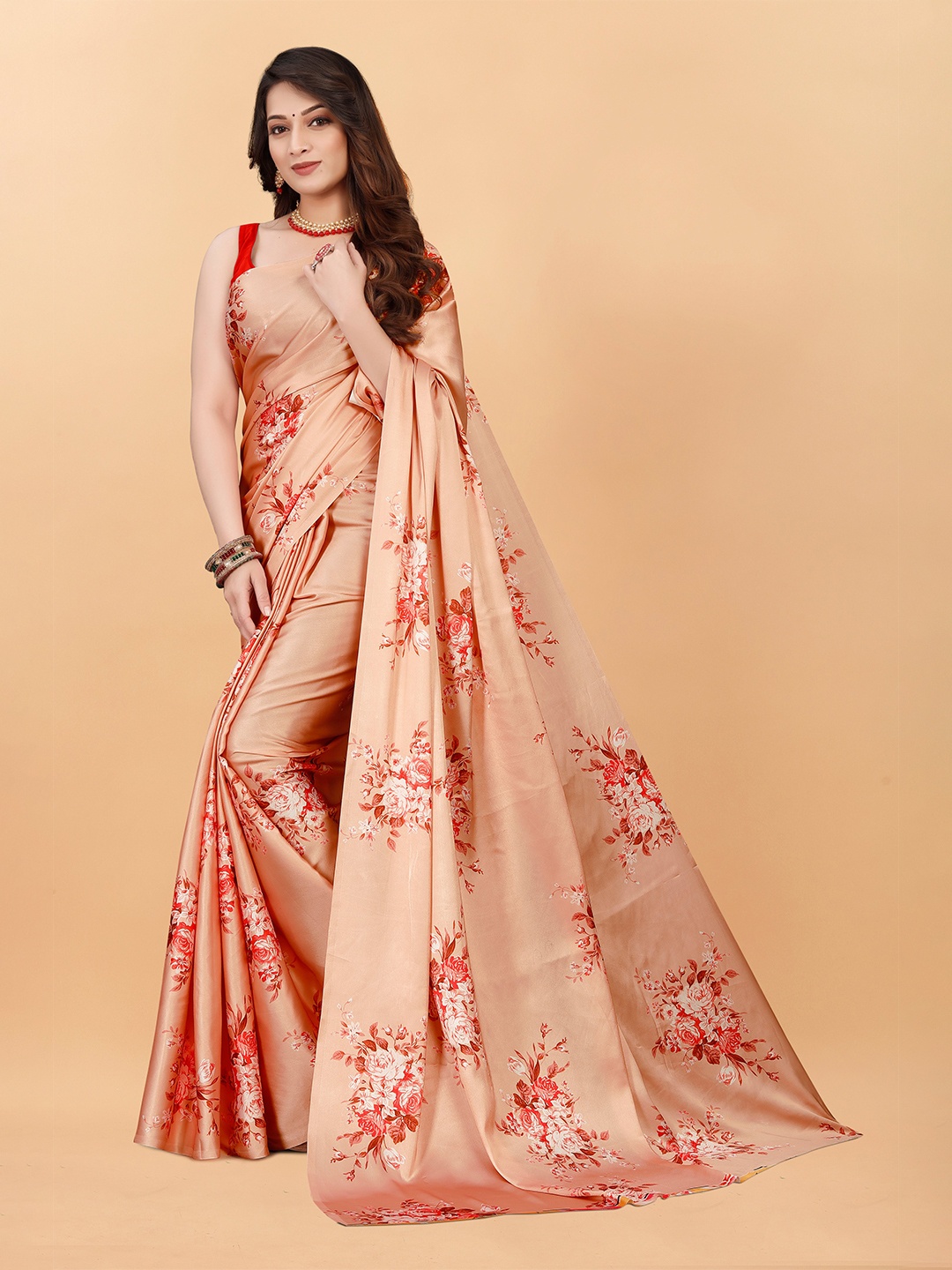 

bansari textiles Floral Printed Satin Saree, Peach