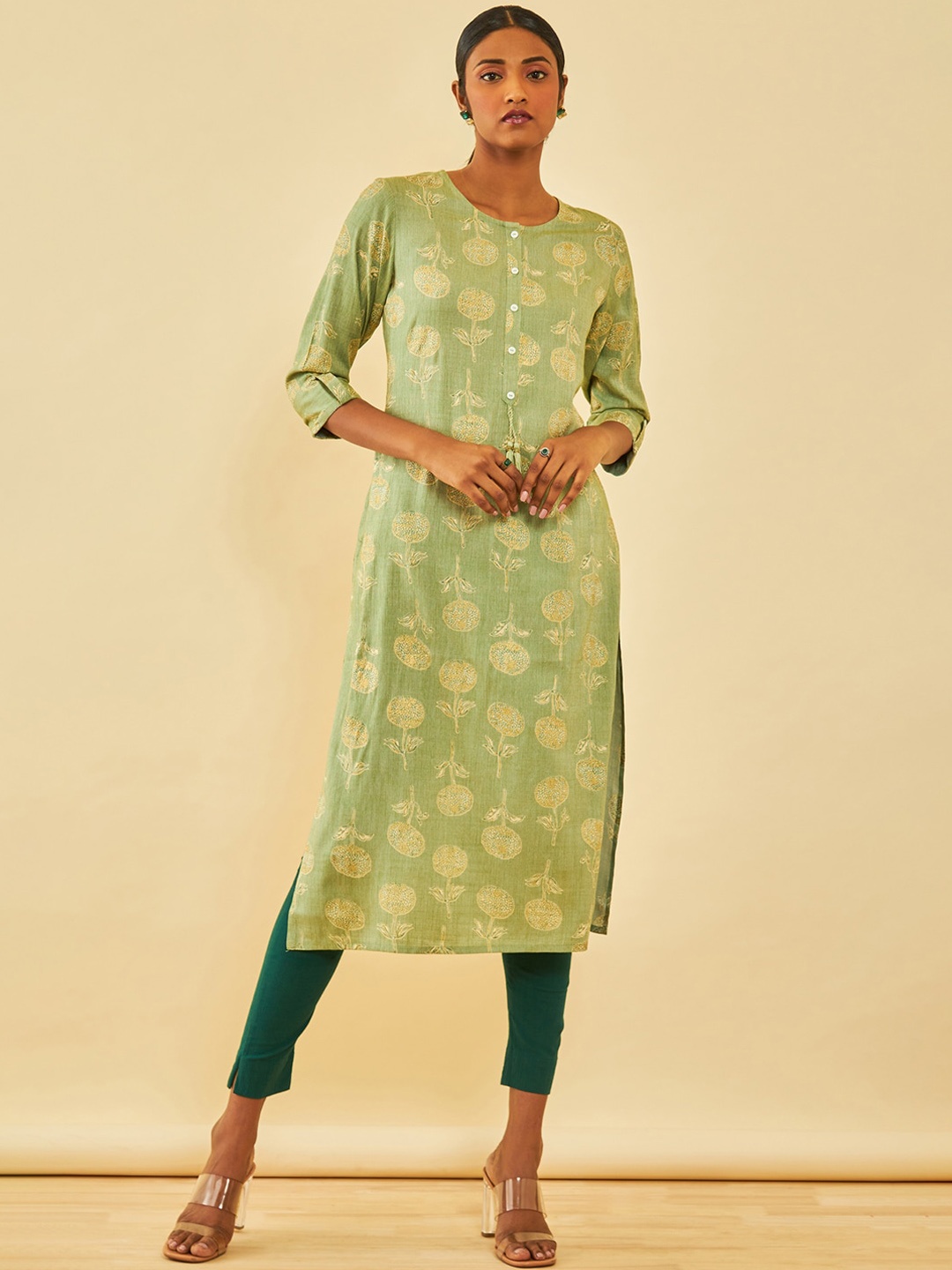 

Soch Green & Gold Toned Floral Printed Round Neck Straight Kurta