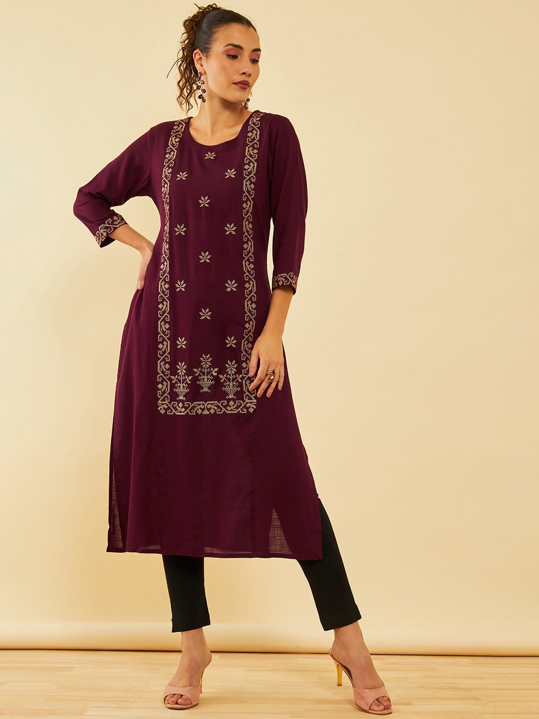 

Soch Ethnic Motifs Embroidered Round Neck Kurta, Maroon