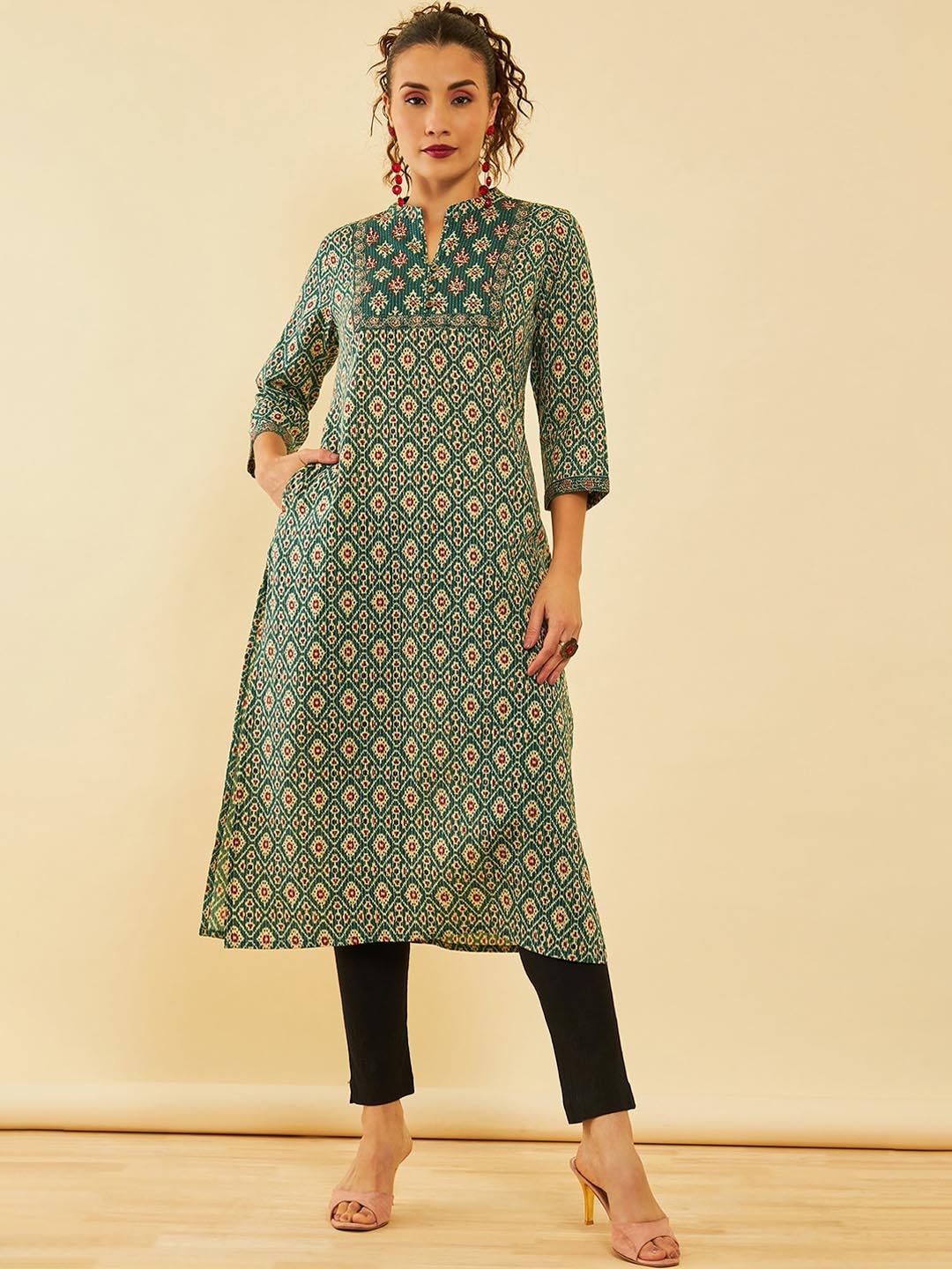 

Soch Geometric Printed Mandarin Collar Straight Cotton Kurta, Green