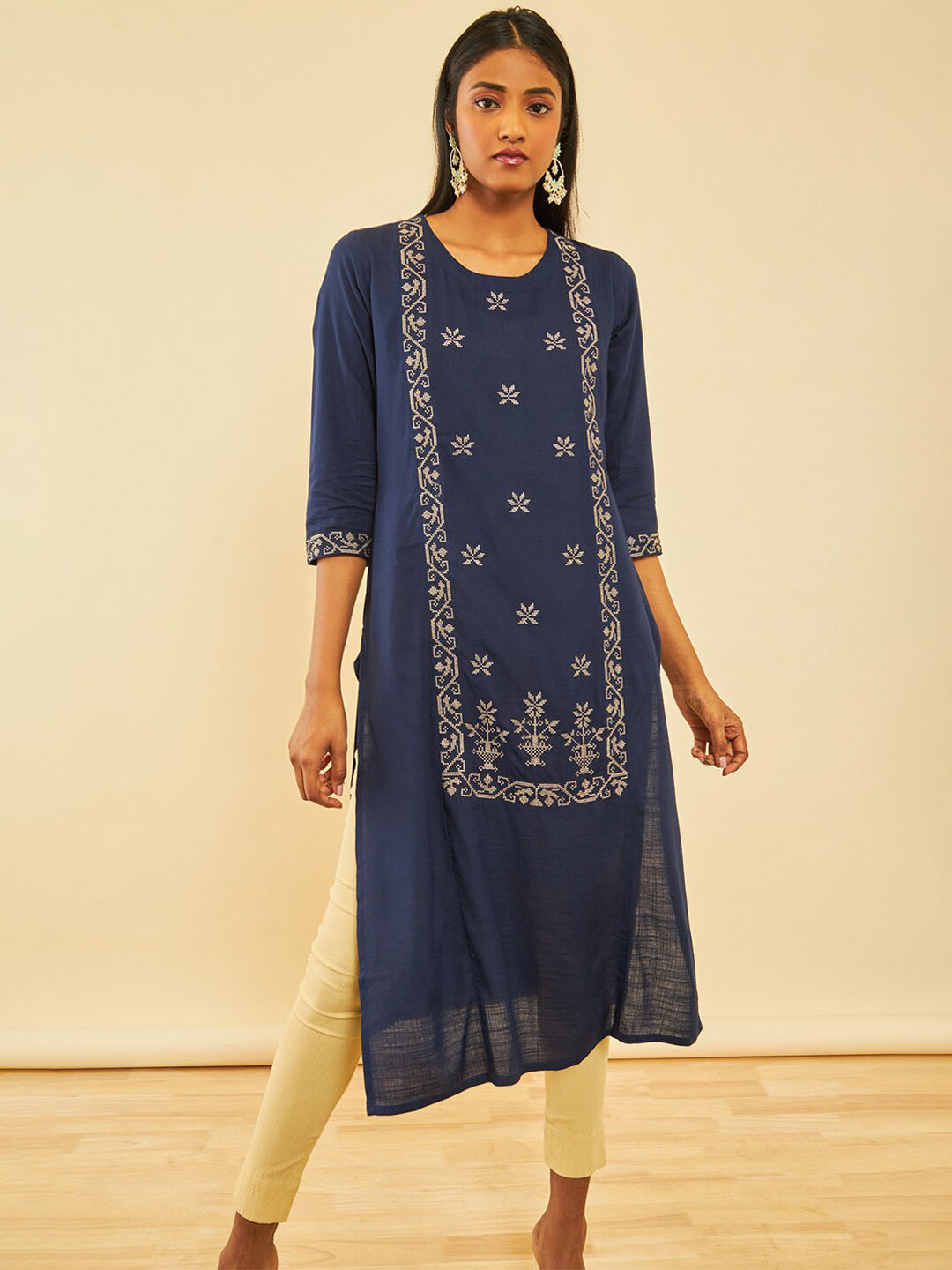 

Soch Ethnic Motifs Embroidered Thread Work Kurta, Navy blue