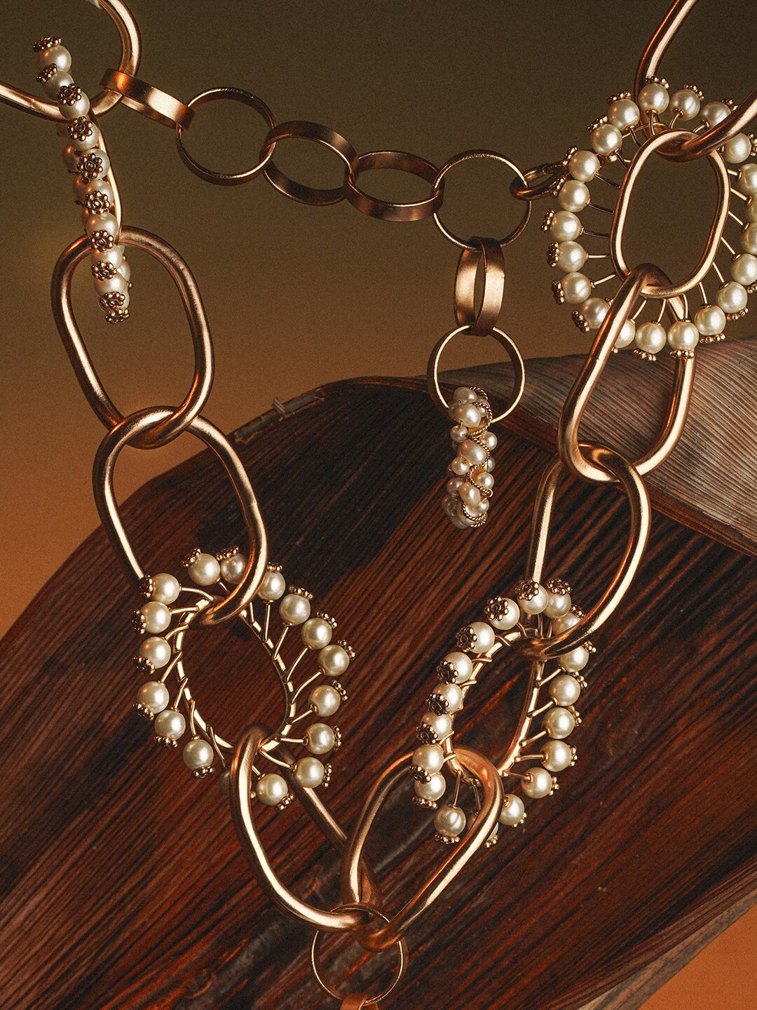 

Suhani Pittie Copper Gold-Plated Necklace