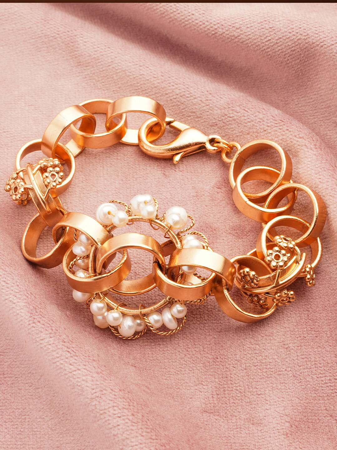 

Suhani Pittie Pearls Gold Plated Link Bracelet