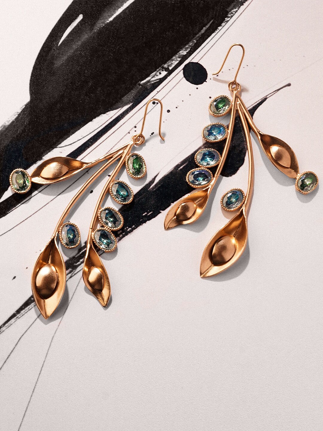 

Suhani Pittie Gold-Plated Contemporary Drop Earrings