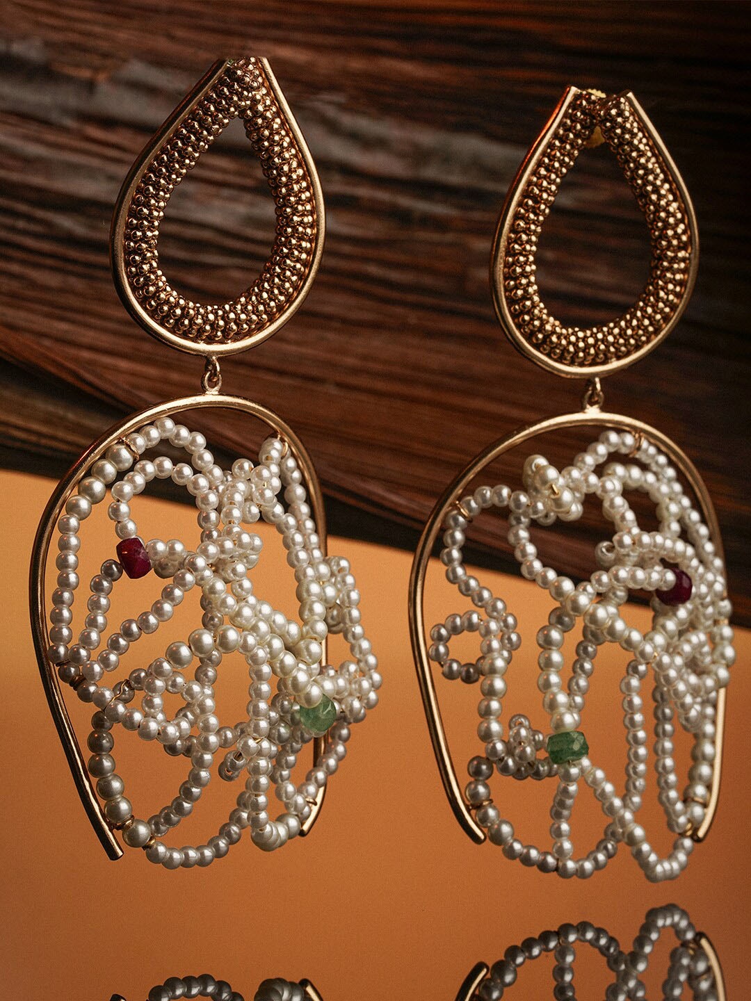 

Suhani Pittie Gold-Plated Teardrop Shaped Drop Earrings