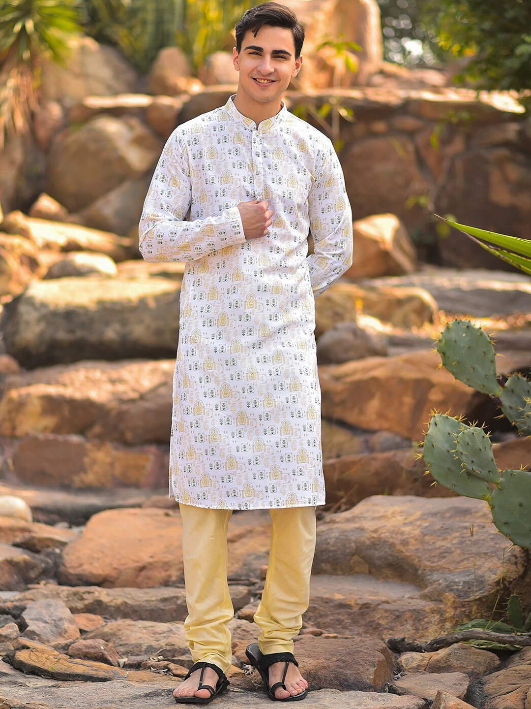 

HOUSE OF DEYANN Ethnic Motifs Printed Straight Kurta with Churidar, Yellow