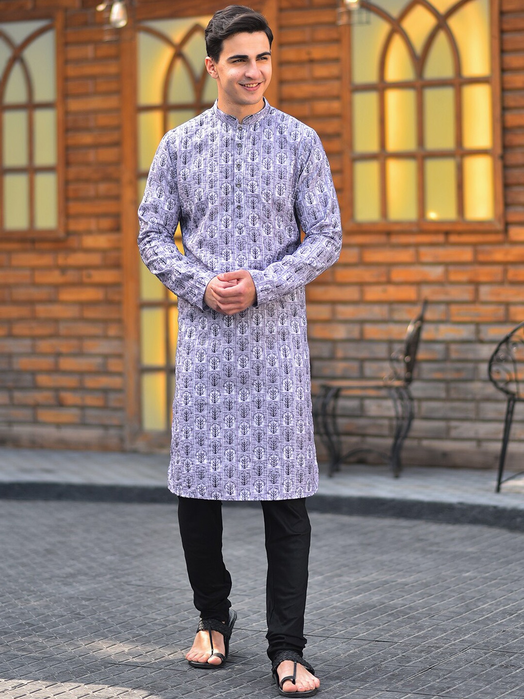 HOUSE OF DEYANN Ethnic Motifs Printed Straight Kurta with Churidar, Purple