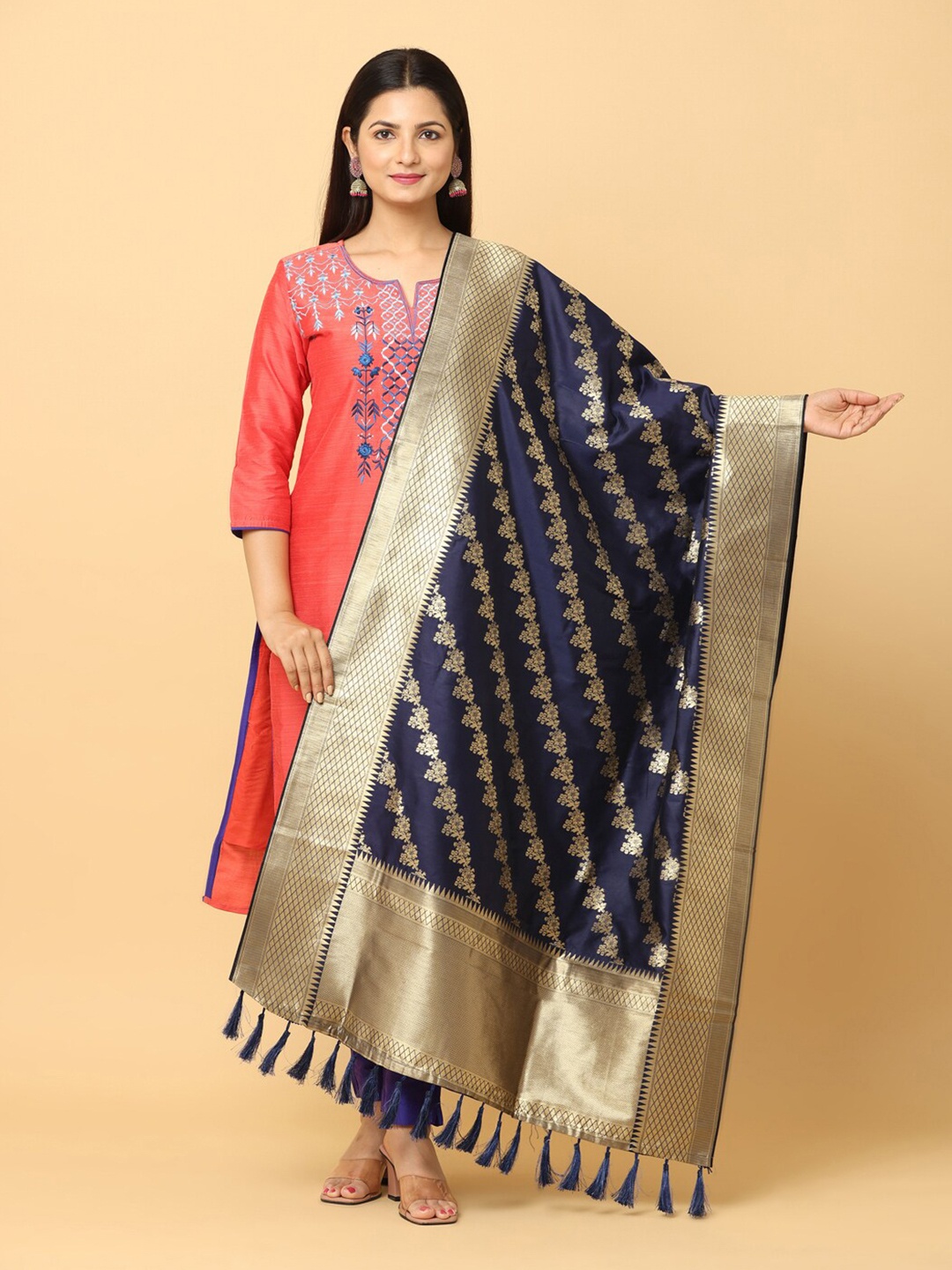 

PATLIPALLU Woven Design Dupatta With Zari, Navy blue
