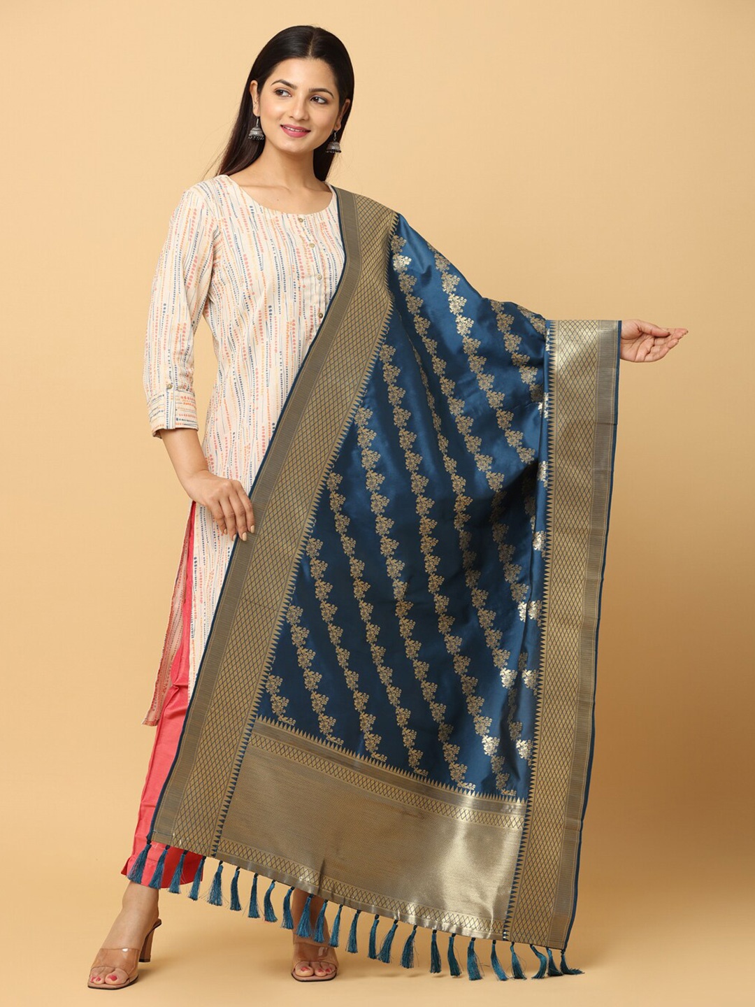 

PATLIPALLU Woven Design Dupatta With Zari, Blue