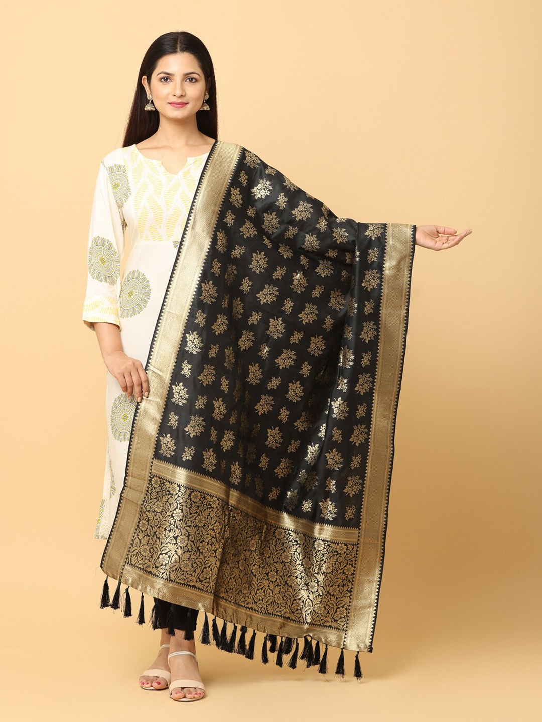 

PATLIPALLU Woven Design Dupatta With Zari, Brown