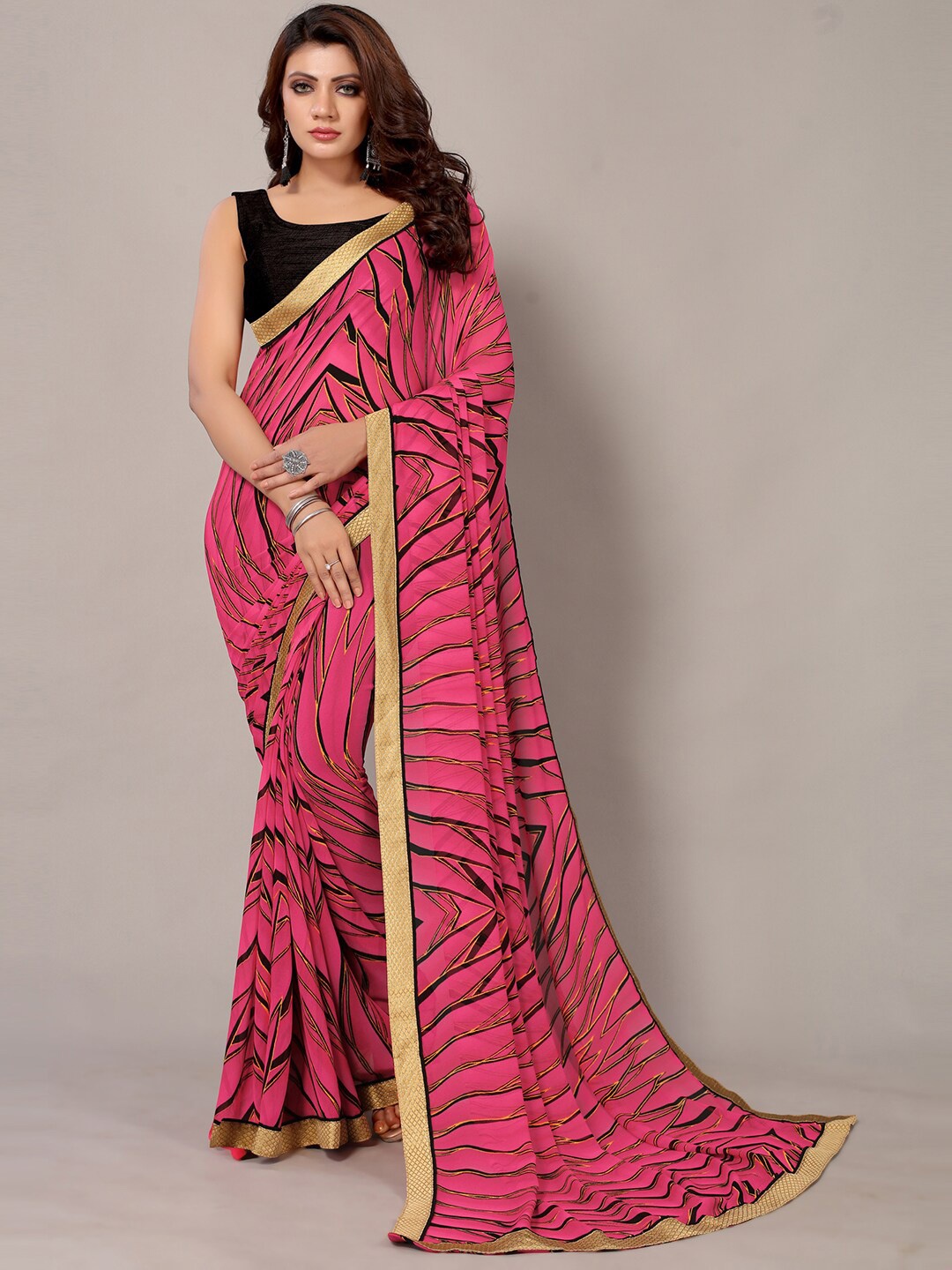 

Shaily Abstract Printed Saree, Pink