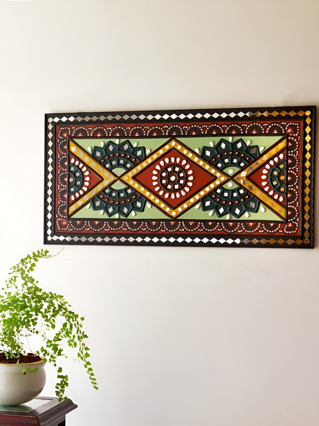 

Peepul Tree Green & Red Mud Art Wall Hanging