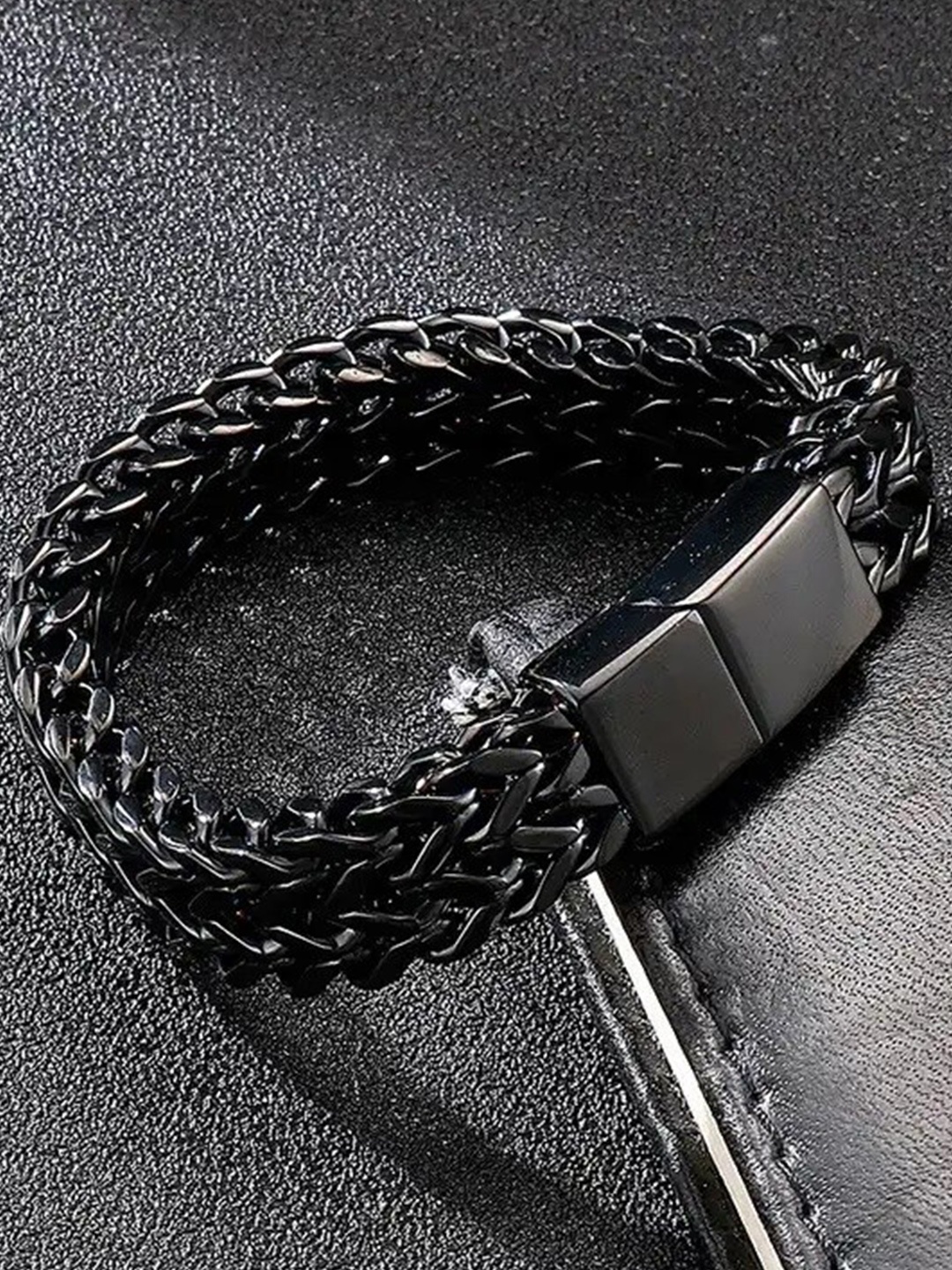 

MEENAZ Men Stainless Steel Link Bracelet, Black