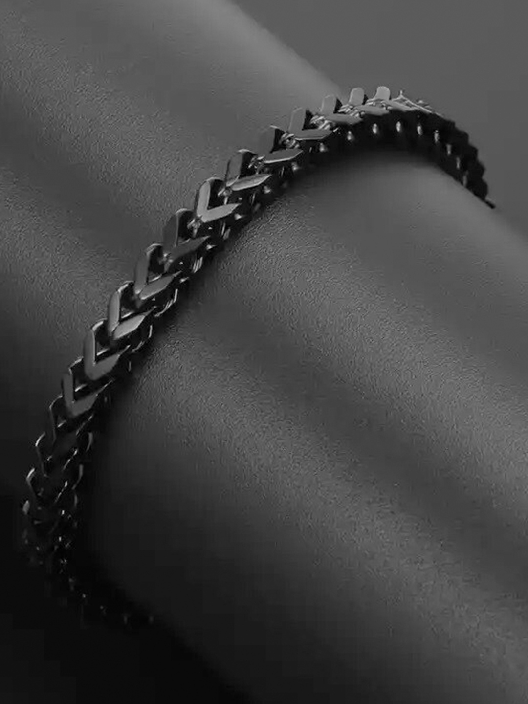 

MEENAZ Men Silver-Plated Stainless Steel Link Bracelet, Black