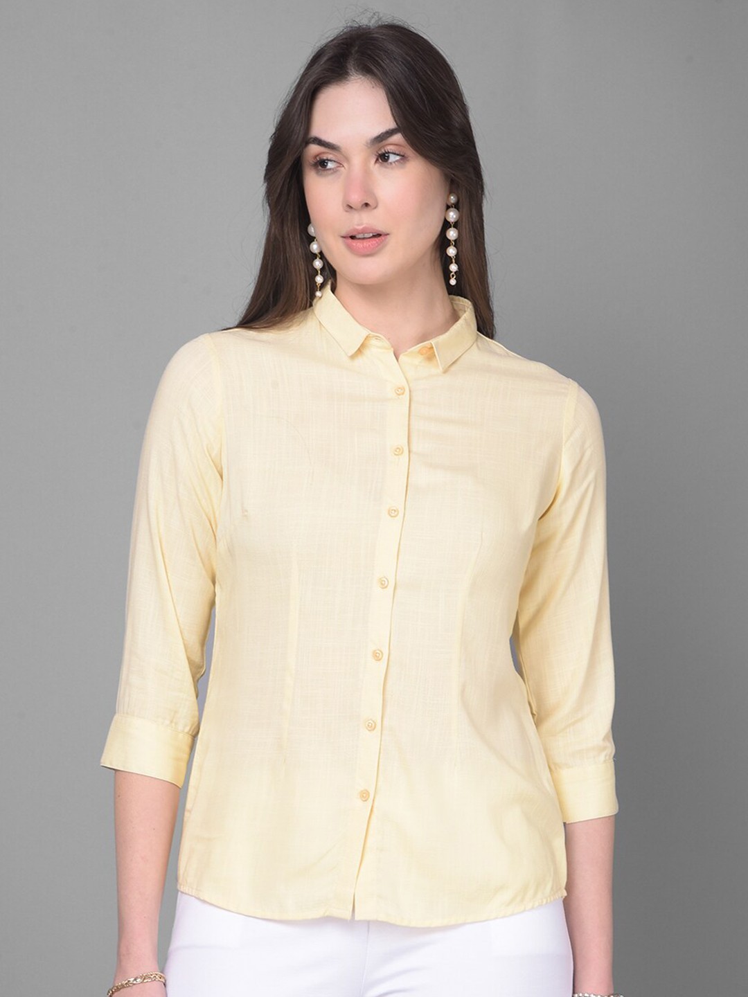 

Crimsoune Club Classic Slim Fit Casual Shirt, Yellow