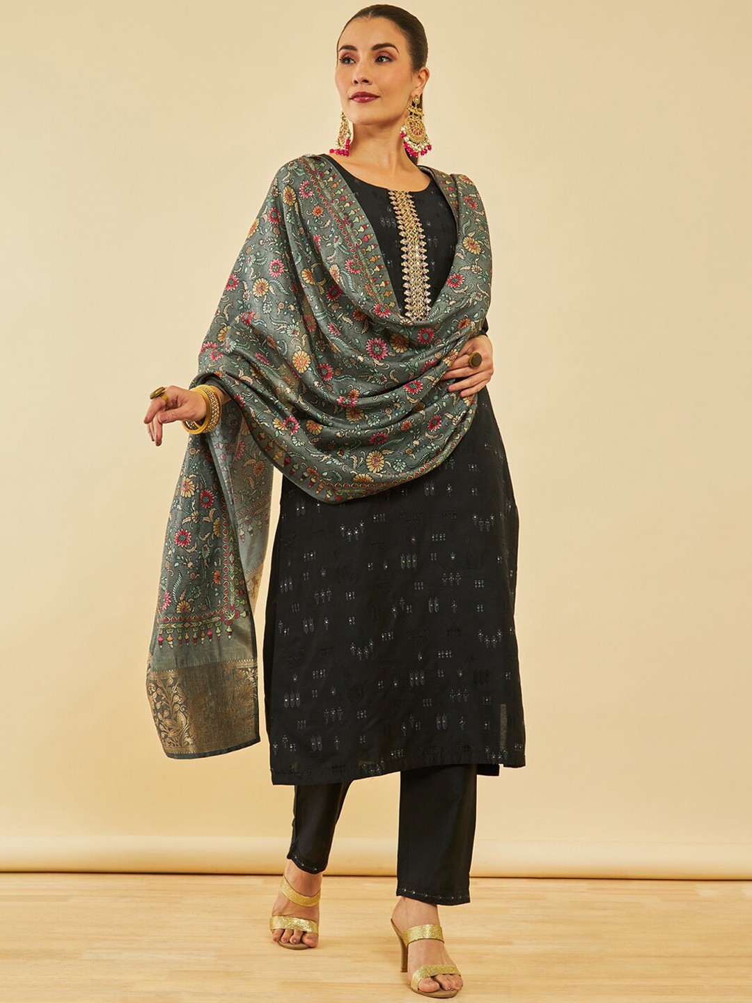 

Soch Floral Embroidered Regular Zardozi Kurta with Trousers & With Dupatta, Black