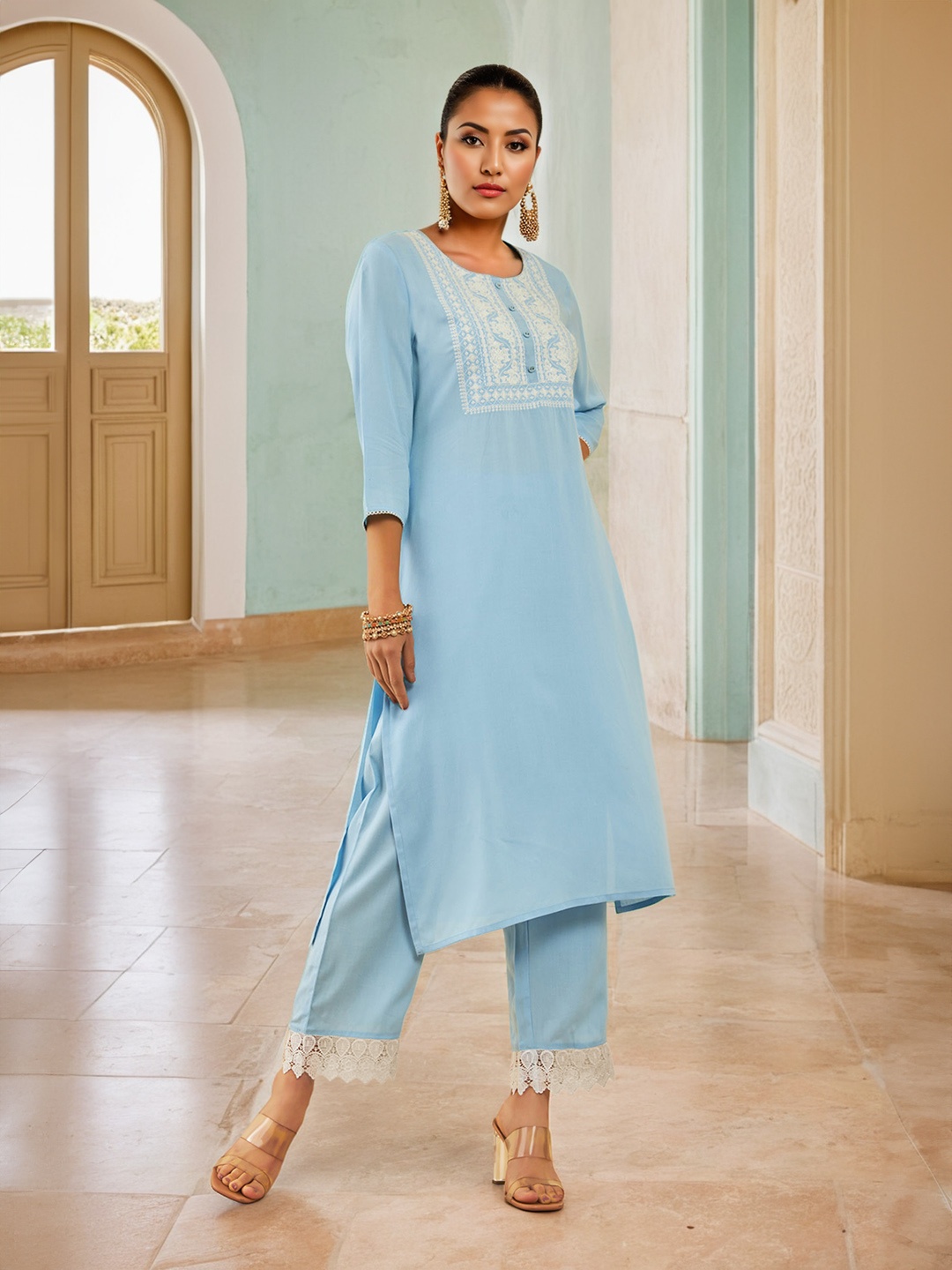 

Soch Ethnic Motifs Embroidered Regular Thread Work Kurta with Palazzos, Blue