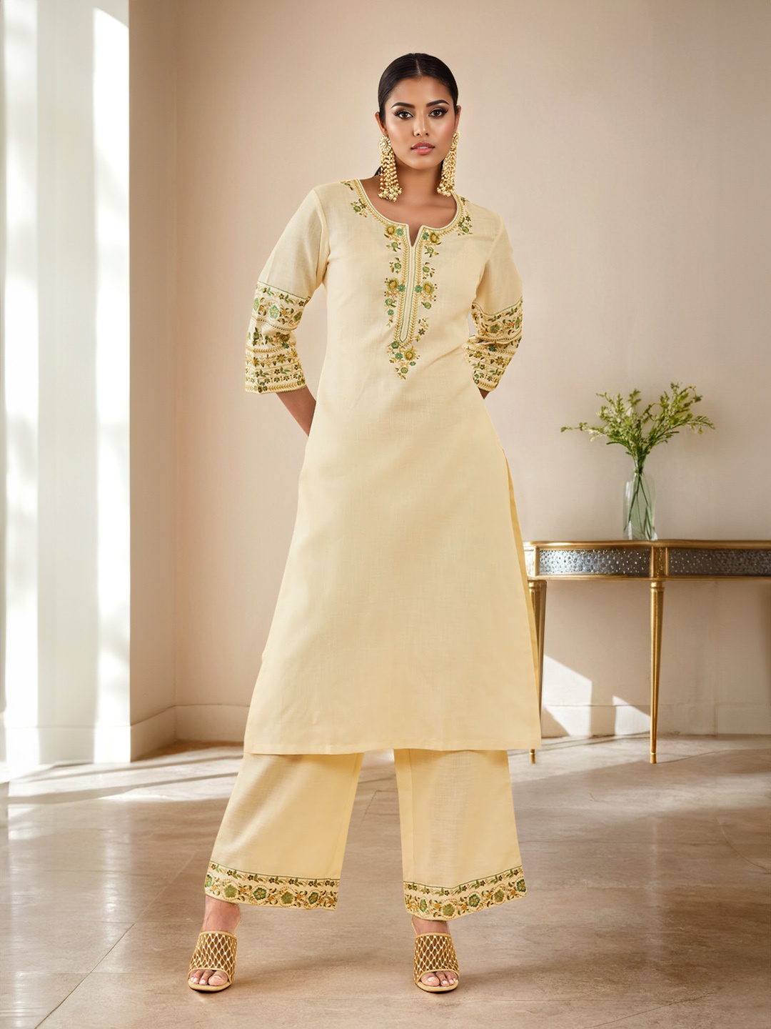 

Soch Floral Embroidered Regular Thread Work Kurta with Palazzos, Off white